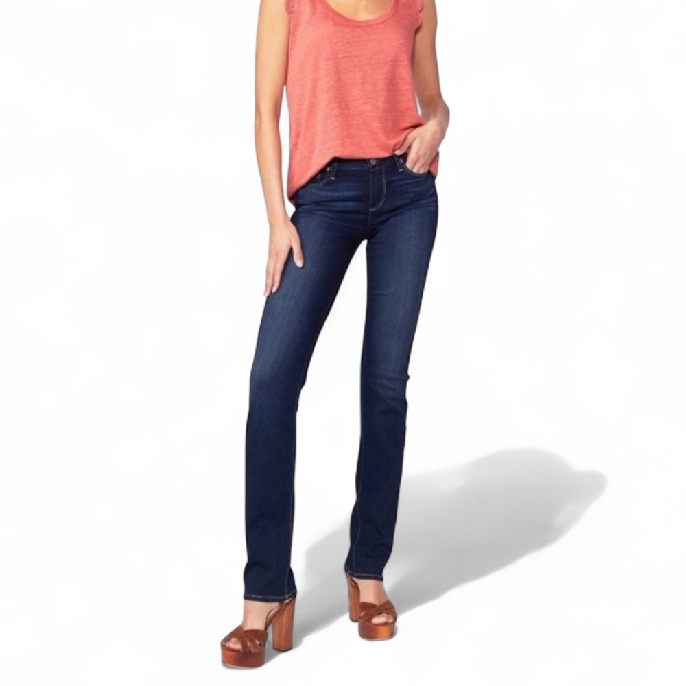 NWOT Paige Skyline Straight Cut Jeans